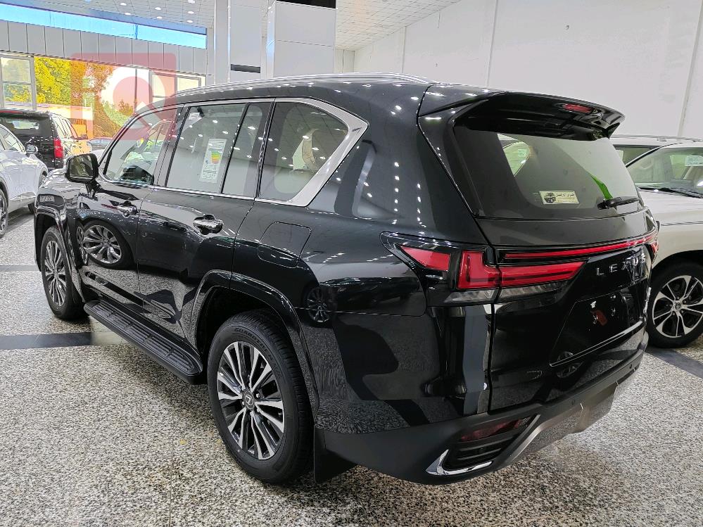 Lexus LX